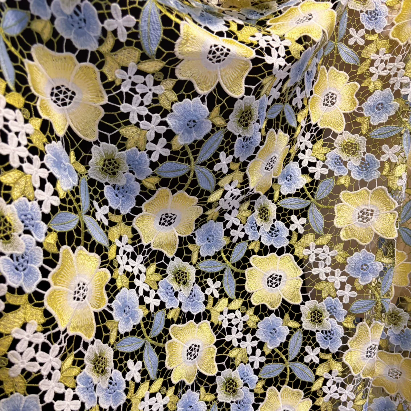 1yard Water soluble colorful f - مراجعة Sewing Embroidery Fabric وسعره