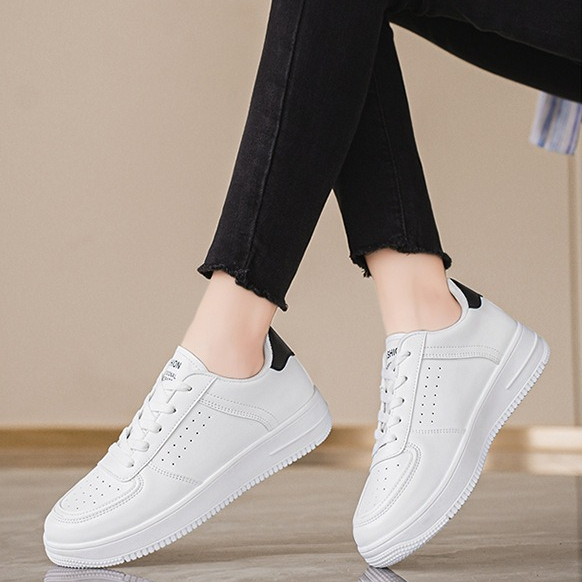 New breathable white sneakers  - مراجعة Sewing New وسعره